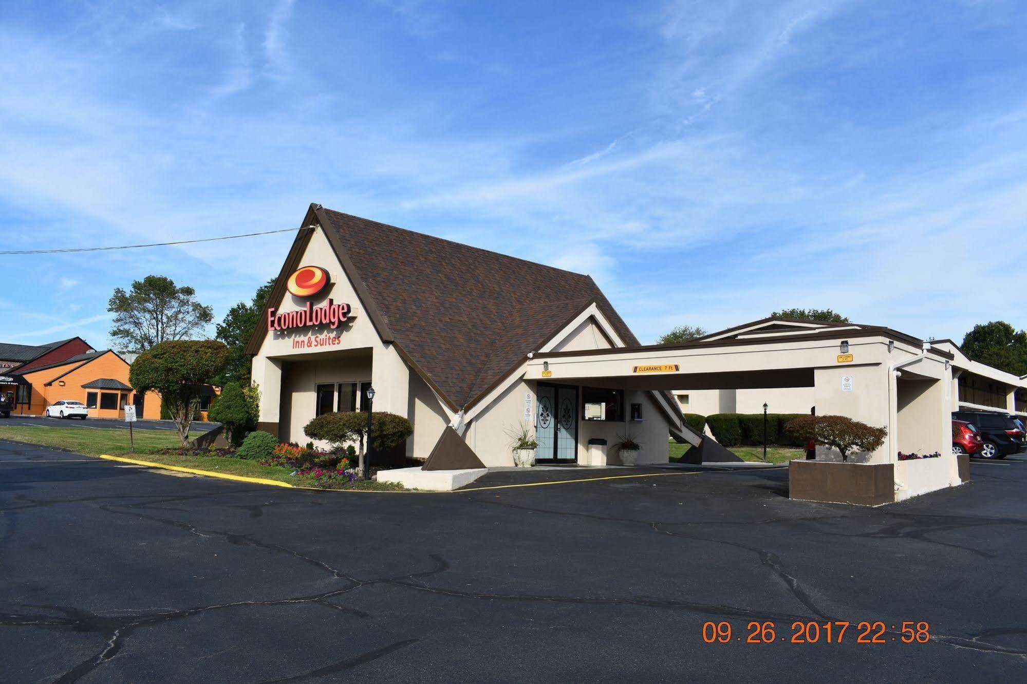 Mho Hotel Bordentown Exterior foto